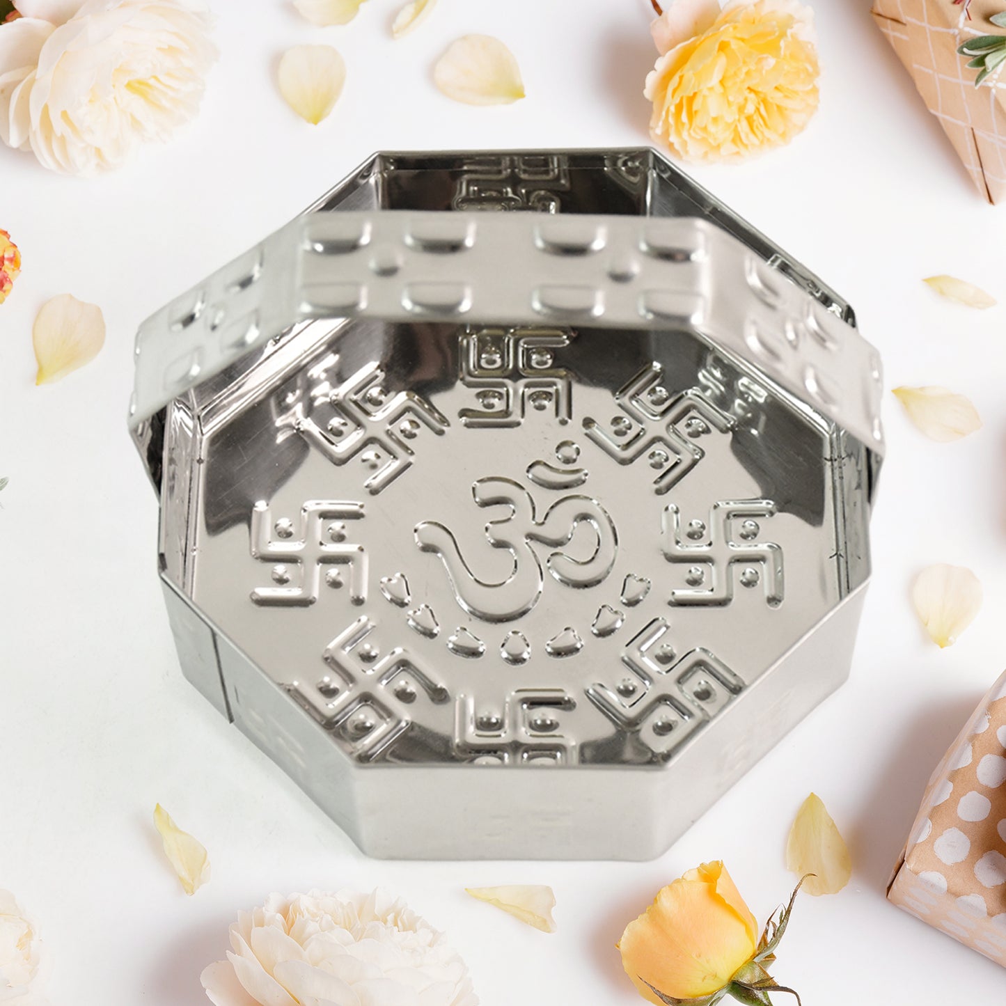 Traditional Stainless Steel Octagon Pooja Basket 1 Pc With Handle